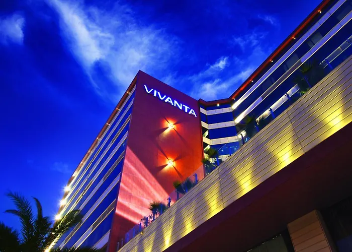 Hotel with view: Vivanta Hyderabad, Begumpet