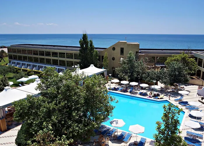 Alexander Beach & Spa