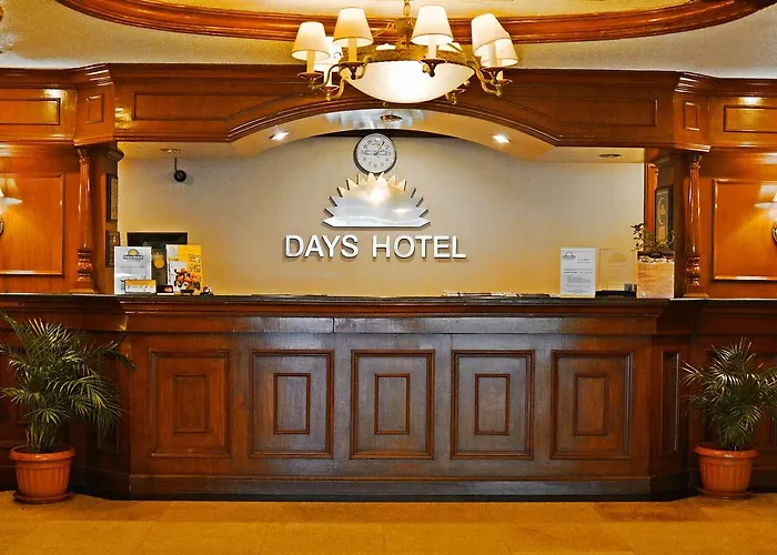 Golf hotels Days By Wyndham Batangas