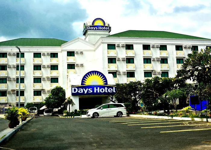 Golf hotels Days By Wyndham Batangas