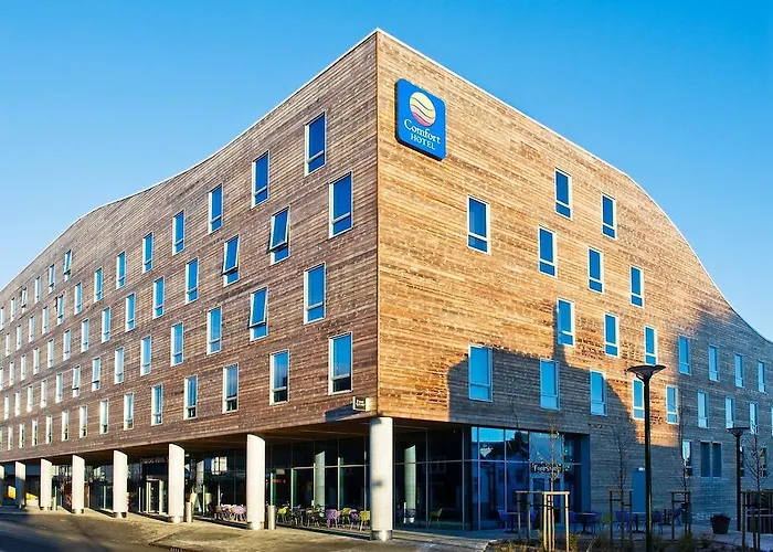 4 sterren hotel: Comfort Hotel Square