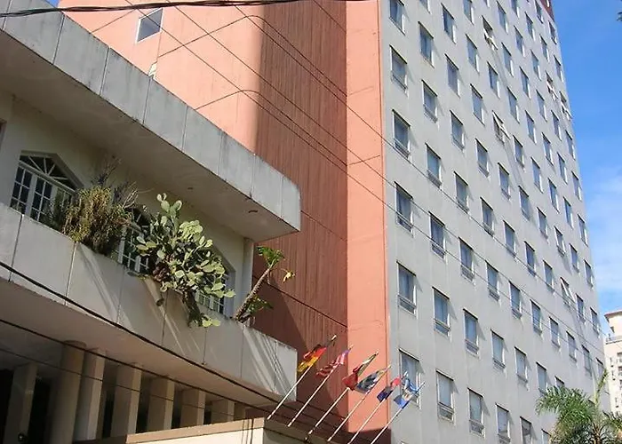 Hotel do aeroporto: Julio Cesar Hotel