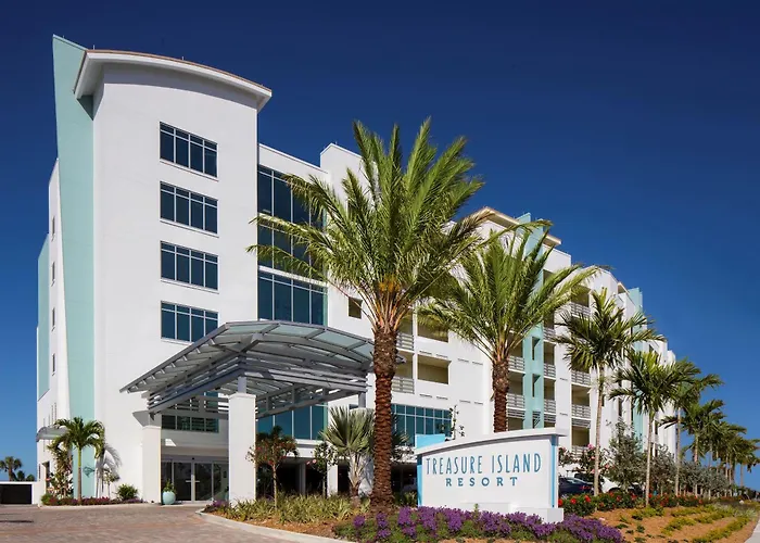 Hotel: Treasure Island Beach Resort