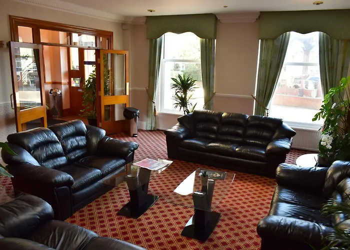  Leigham Court