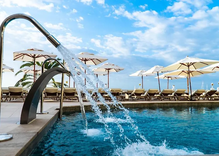 Luxury hotel only: Nixe Palace