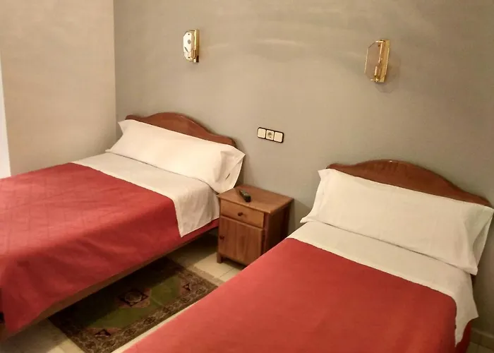 Central hotel: Hostal Gaudi