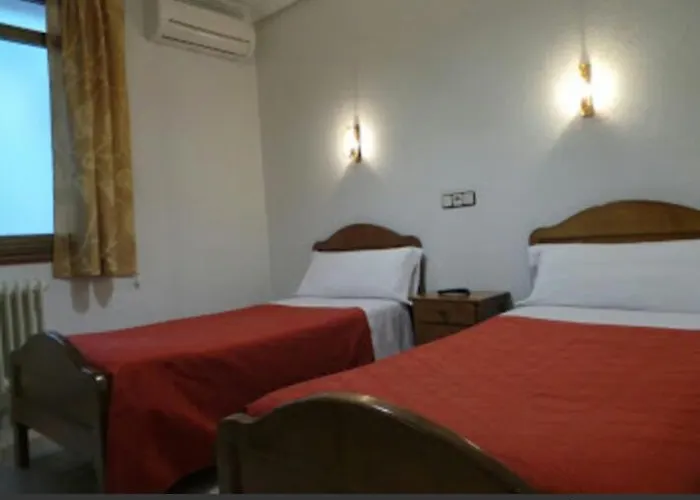 Central hotel: Hostal Gaudi