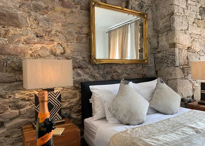 Royal Mile Suites By The Castle