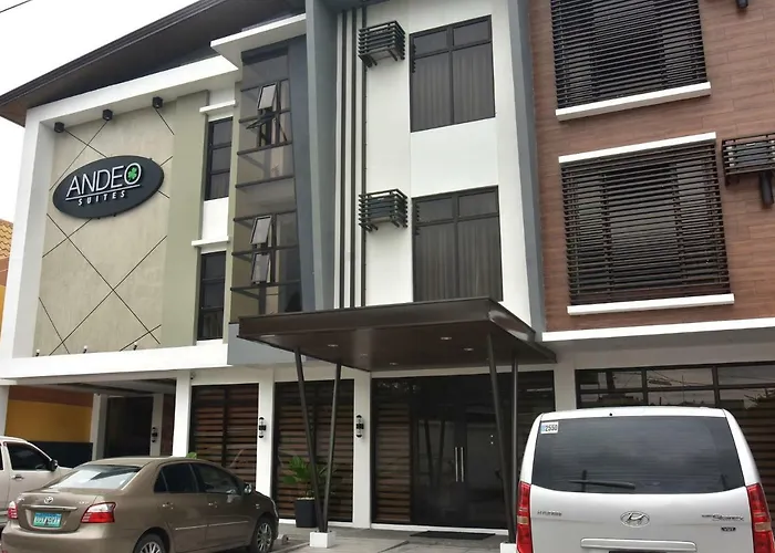 Hotel with pool: Andeo Suites