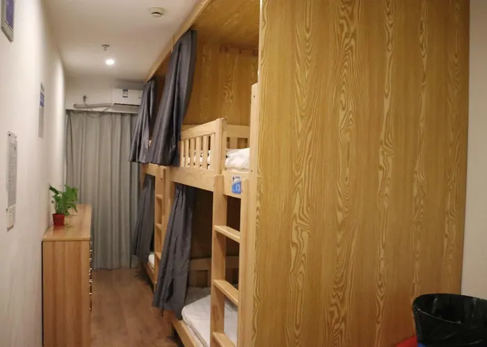 The Phoenix Hostel Shanghai-Laoshan