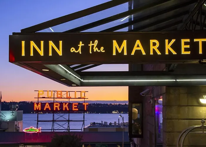 Hotels with pool Inn At The Market